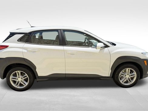 Used 2019 Hyundai Kona SE AWD/4WD image 4