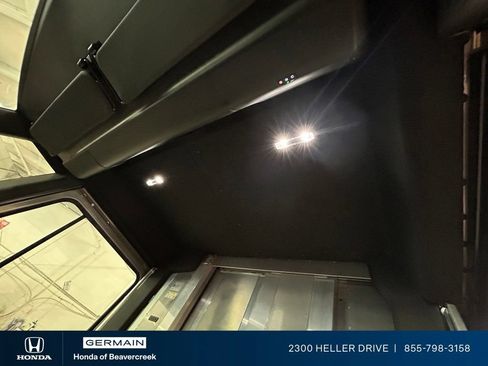 Used 2024 Chevrolet Brightdrop 400 w/ Commercial Equipment Package AWD/4WD image 26