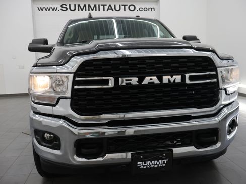 Used 2022 RAM 2500 Big Horn w/ Level C Equiment Group AWD/4WD image 21