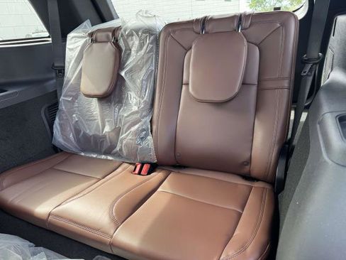 New 2026 Lincoln Aviator Reserve AWD/4WD image 9