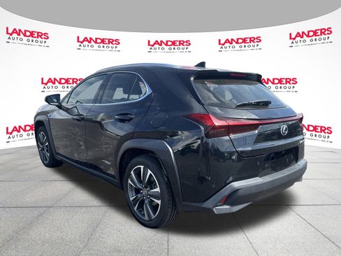 Used 2022 Lexus UX 250h AWD/4WD image 5