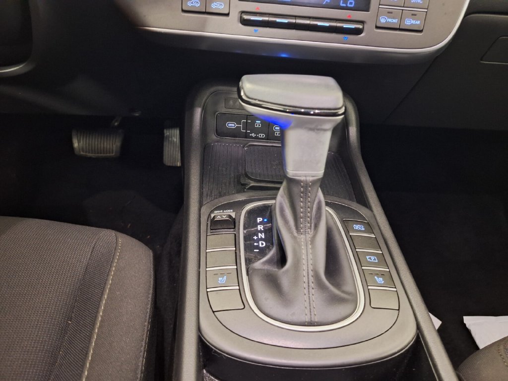 Used 2026 Hyundai Kona SEL Sport FWD image 13