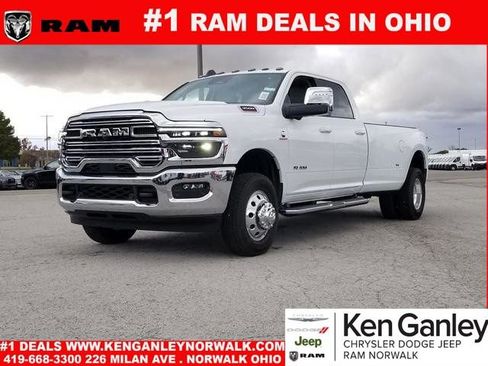 New 2026 RAM 3500 Laramie w/ Max Tow Package AWD/4WD image 4