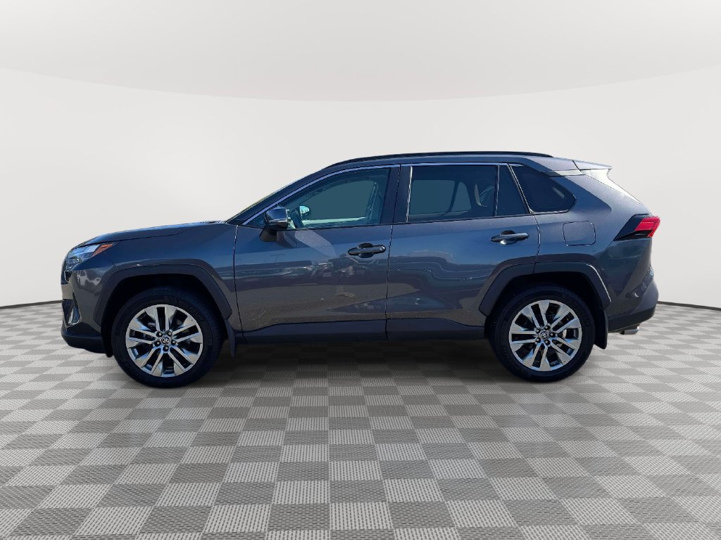 Used 2023 Toyota RAV4 XLE Premium AWD/4WD image 4