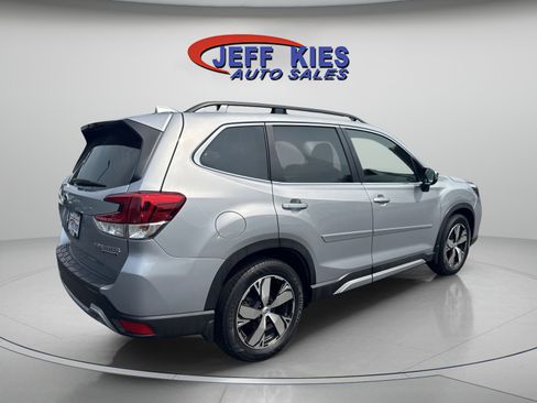 Used 2021 Subaru Forester Touring AWD/4WD image 5