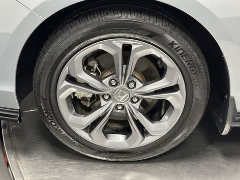 Certified 2024 Honda Accord EX-L image 17