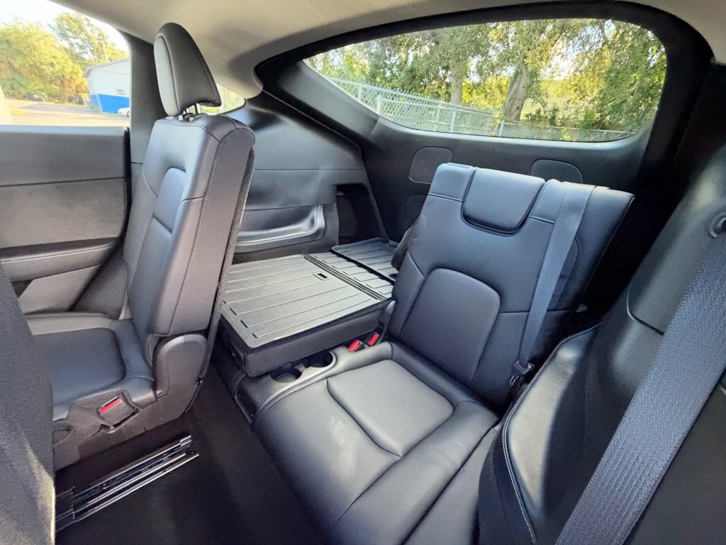 Used 2022 Tesla Model Y Long Range AWD/4WD image 21