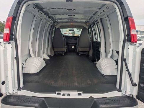 New 2026 Chevrolet Express 2500 RWD image 14