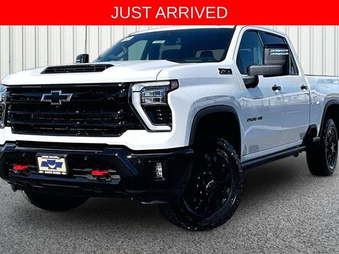 New 2026 Chevrolet Silverado 2500 LTZ w/ Trail Boss Package AWD/4WD image 12