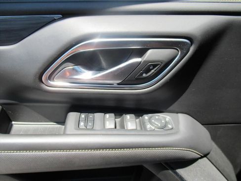 Used 2022 GMC Yukon SLT w/ SLT Luxury Package RWD image 20
