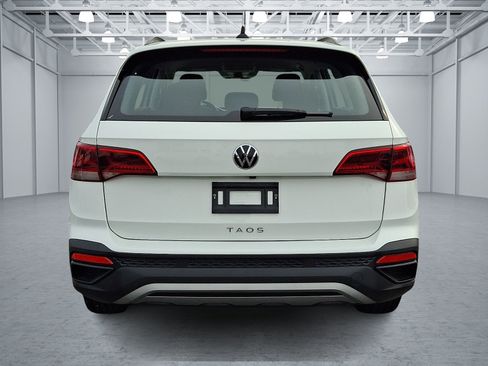 Used 2024 Volkswagen Taos S FWD image 5