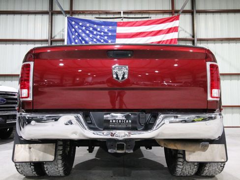 Used 2018 RAM 3500 Laramie image 9