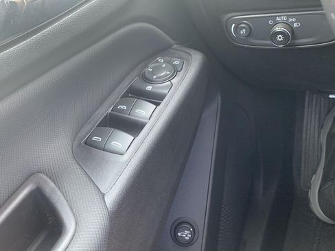 Used 2022 Chevrolet Equinox RS FWD image 12