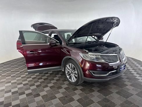 Used 2018 Lincoln MKX Reserve w/ Luxury Package AWD/4WD image 14