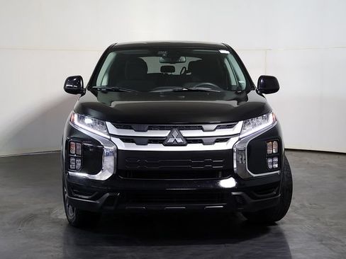 Used 2025 Mitsubishi Outlander Sport ES AWD/4WD image 9