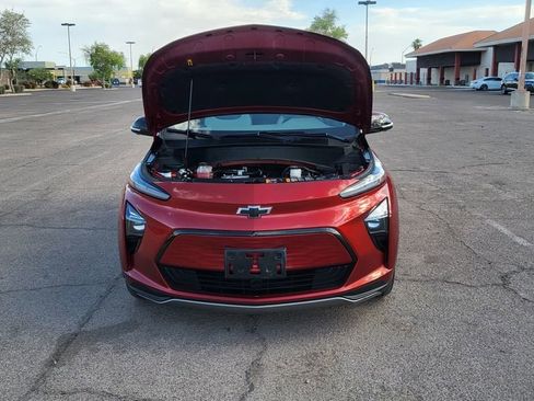 Used 2022 Chevrolet Bolt EUV Premier w/ Sun & Sound Package FWD image 38