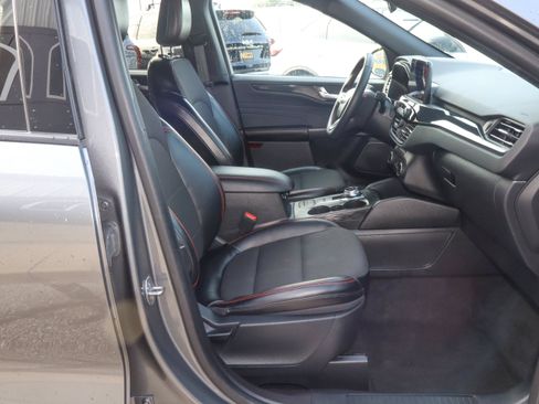 Used 2024 Ford Escape ST-Line FWD image 25