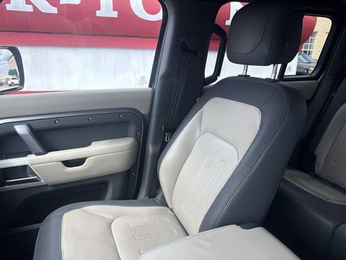 Used 2022 Land Rover Defender 110 X-Dynamic HSE image 25