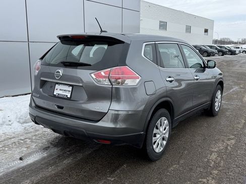 Used 2015 Nissan Rogue S image 34