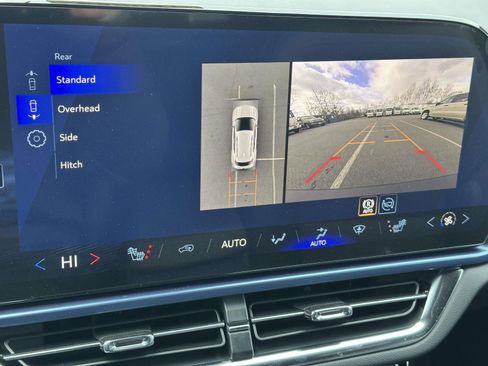 New 2026 Chevrolet Equinox EV LT image 11