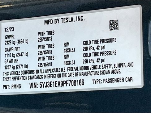 Used 2023 Tesla Model 3 Standard Range RWD image 31
