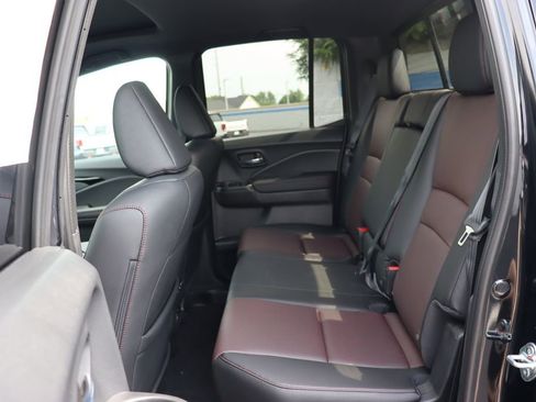 New 2026 Honda Ridgeline Black Edition image 12