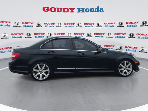 Used 2013 Mercedes-Benz C 250 Sedan image 9