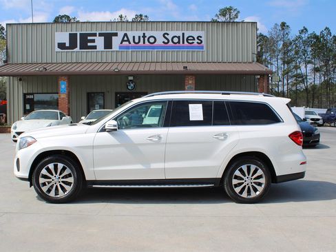 Used 2017 Mercedes-Benz GLS 450 4MATIC image 4