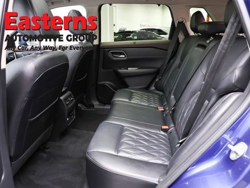 Used 2023 Nissan Rogue Platinum w/ Platinum Premium Package AWD/4WD image 23
