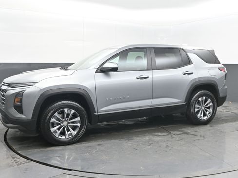 Used 2025 Chevrolet Equinox LT image 5