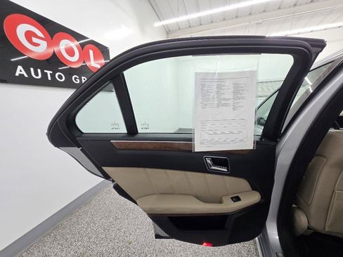Used 2011 Mercedes-Benz E 350 Sedan image 29