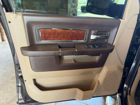 Used 2011 RAM 2500 Laramie w/ HD Snow Plow Prep Group AWD/4WD image 9