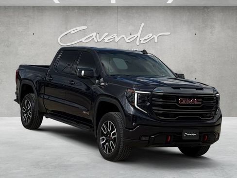 Used 2024 GMC Sierra 1500 AT4 w/ Technology Package AWD/4WD image 2