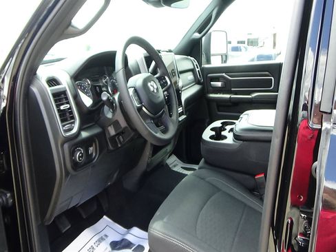Used 2026 RAM 2500 Big Horn AWD/4WD image 17