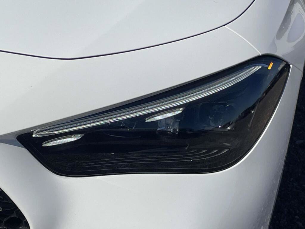 New 2027 Mercedes-Benz CLE 450 4MATIC Cabriolet image 9
