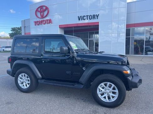 Used 2023 Jeep Wrangler Sport S image 1