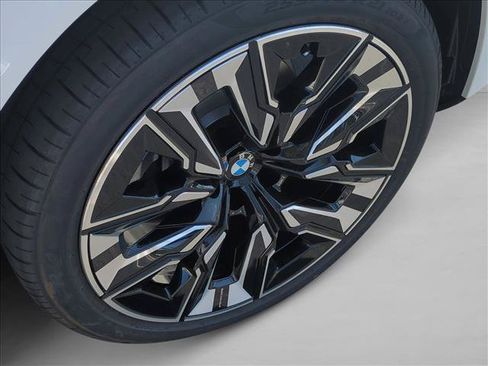Used 2026 BMW X3 xDrive30i w/ Premium Package AWD/4WD image 8