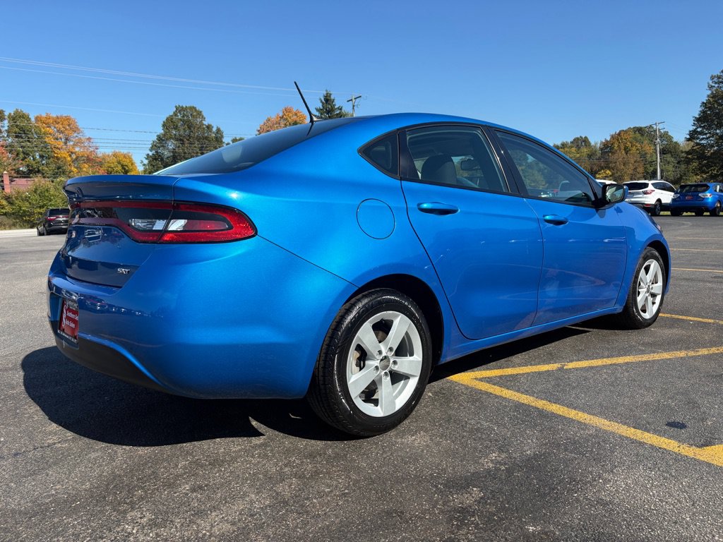 Used 2016 Dodge Dart SXT w/ Sun/Sound Group FWD image 6