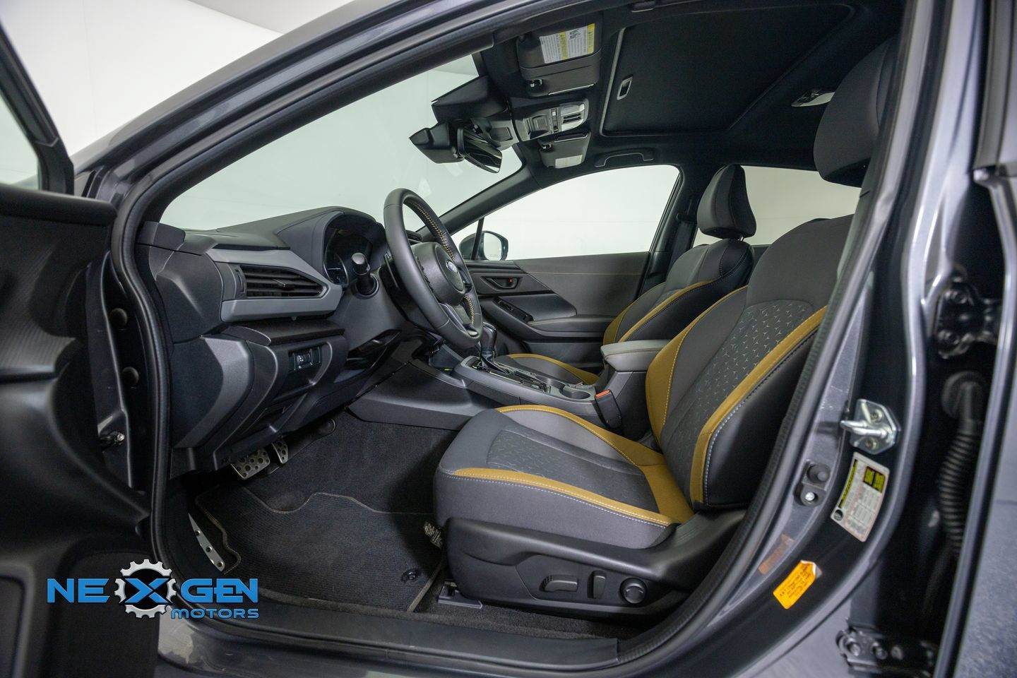 Used 2025 Subaru Crosstrek 2.5i Sport w/ Crosstrek Mirror Package AWD/4WD image 12