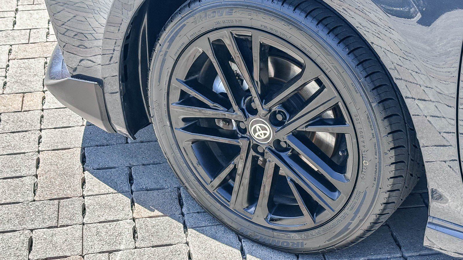 Certified 2025 Toyota Camry SE FWD image 13