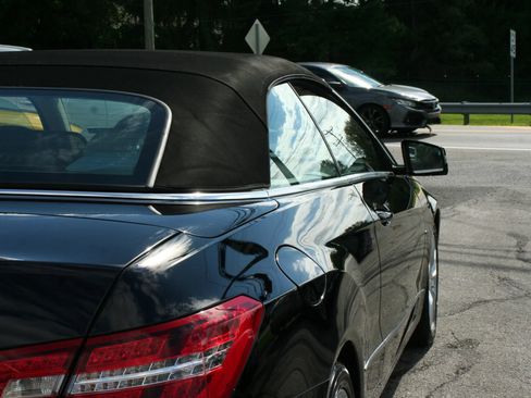 Used 2012 Mercedes-Benz E 350 Cabriolet image 27