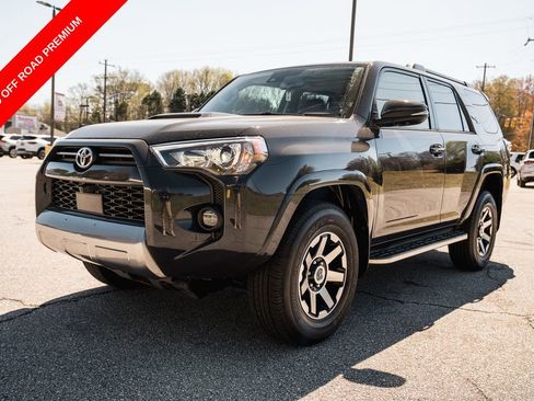 Certified 2024 Toyota 4Runner TRD Off-Road Premium w/ Off Road Premium Plus Package AWD/4WD image 3