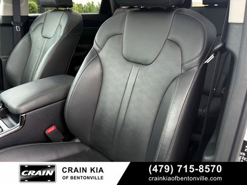 Certified 2025 Kia Sorento SX FWD image 24