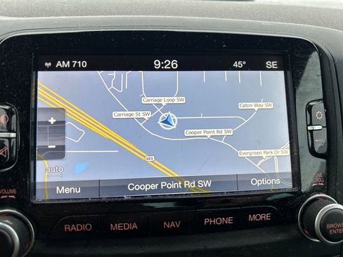 Used 2015 FIAT 500L Trekking image 26