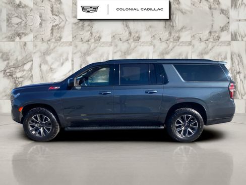 Used 2021 Chevrolet Suburban Z71 AWD/4WD image 2