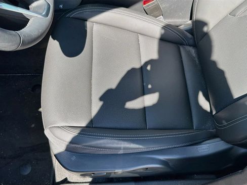 Used 2025 Buick Envision Preferred AWD/4WD image 22