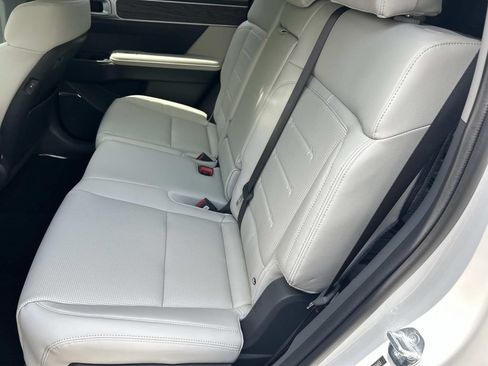 New 2026 Hyundai Santa Fe Limited FWD image 23