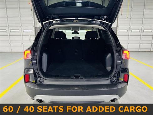 Used 2022 Ford Escape SE w/ Convenience Package image 11