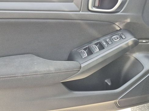 Used 2024 Honda Civic Sport image 13