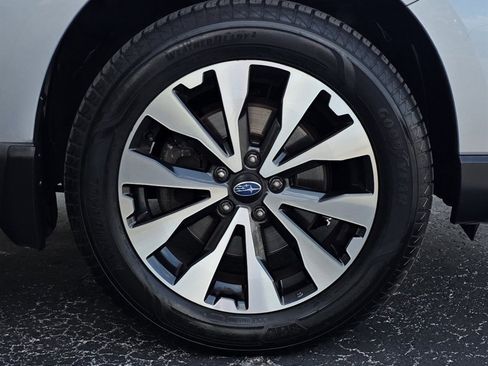 Used 2015 Subaru Outback 2.5i Limited AWD/4WD image 50